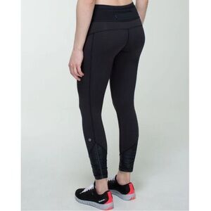 Lululemon Pace Queen Tight Full on Luxtreme Black - Size 8